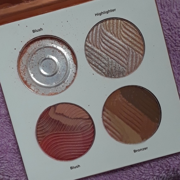 Ulta beauty Sunset Vibes Face Palette - Picture 3 of 3